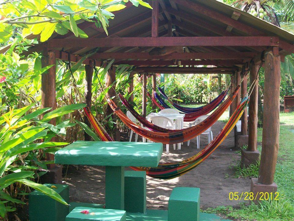Cabinas Balcon Del Mar Тортугеро Экстерьер фото